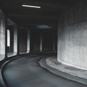 扒开腿挺进湿润的花茎
